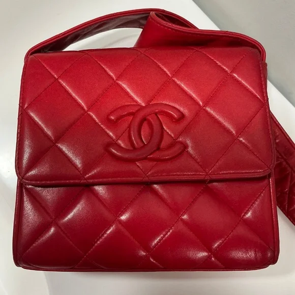 Chanel Vintage Red covered CC lambskin flap bag - Picture 3 of 11